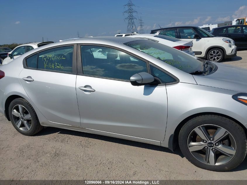 3KPFL4A77JE164326 2018 Kia Forte