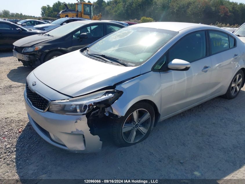 3KPFL4A77JE164326 2018 Kia Forte