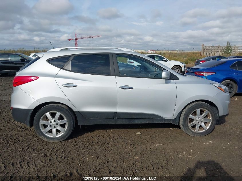 2015 Hyundai Tucson Limited/Se VIN: KM8JUCAG6FU113826 Lot: 12096128