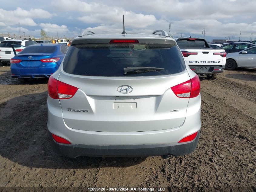 2015 Hyundai Tucson Limited/Se VIN: KM8JUCAG6FU113826 Lot: 12096128