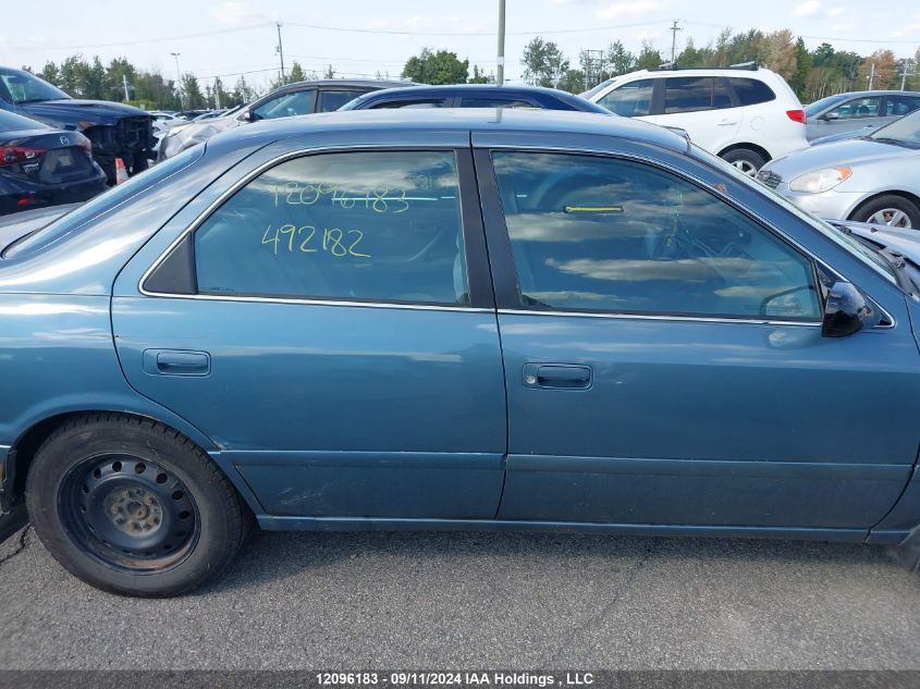 2000 Toyota Camry Ce/Ce V6/Le VIN: JT2BG22K8Y0492182 Lot: 12096183