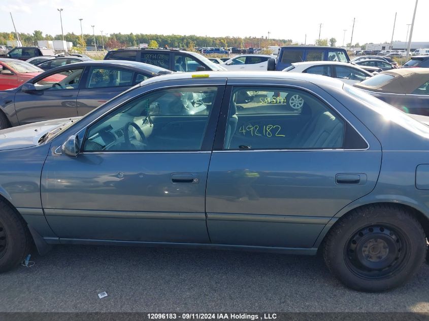 2000 Toyota Camry Ce/Ce V6/Le VIN: JT2BG22K8Y0492182 Lot: 12096183