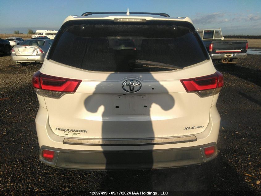 5TDJZRFH7JS535238 2018 Toyota Highlander Se/Xle