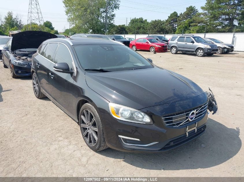 YV149MSK9G1324771 2016 VOLVO V60 - Image 1