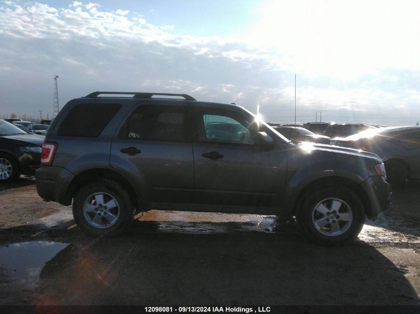 1FMCU0D73AKC92933 2010 Ford Escape Xlt