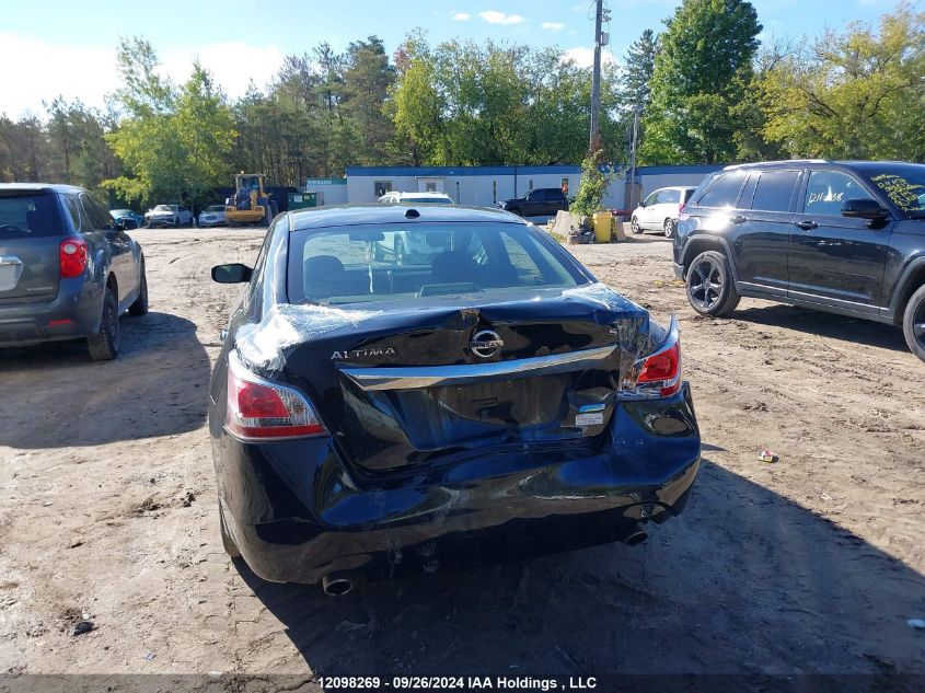 2015 Nissan Altima VIN: 1N4AL3AP7FN335654 Lot: 12098269