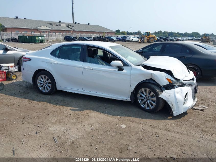 2018 Toyota Camry L/Le/Xle/Se/Xse VIN: 4T1B11HK6JU016162 Lot: 12098429