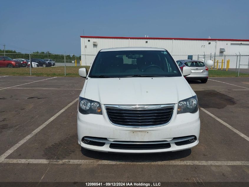 2015 Chrysler Town & Country S VIN: 2C4RC1HG8FR719890 Lot: 12098541