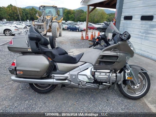 2004 Honda Gl1800 A VIN: 1HFSC47514A300290 Lot: 12098688