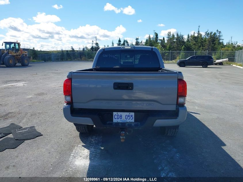 5TFCZ5AN3JX153197 2018 Toyota Tacoma Dbl Cab/Sr/Trdspt/Or/Pro