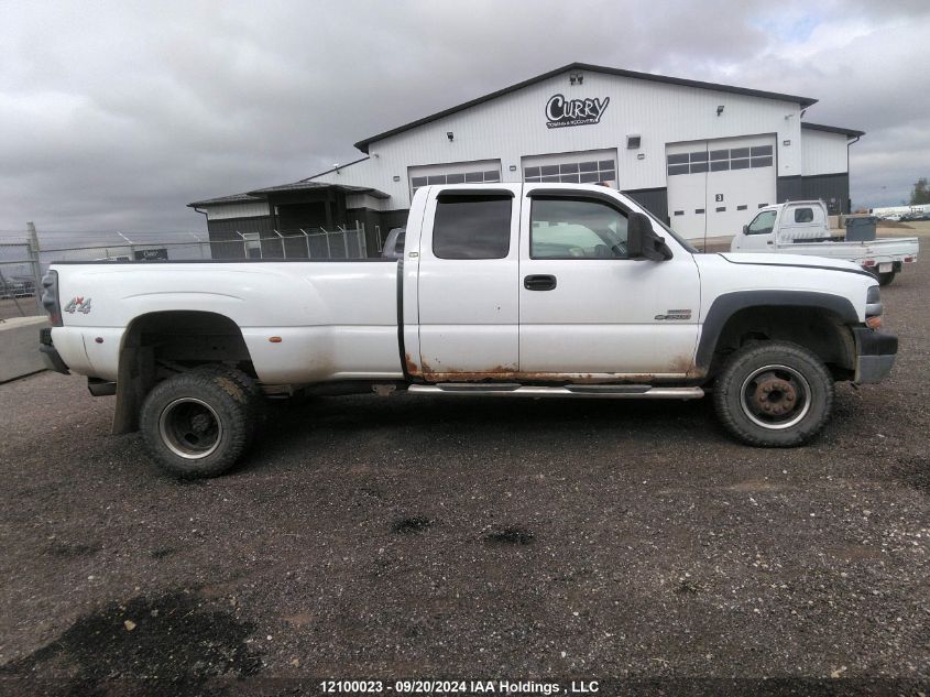 2002 Chevrolet 3500 Silverado VIN: 1GCJK391X2E165247 Lot: 12100023