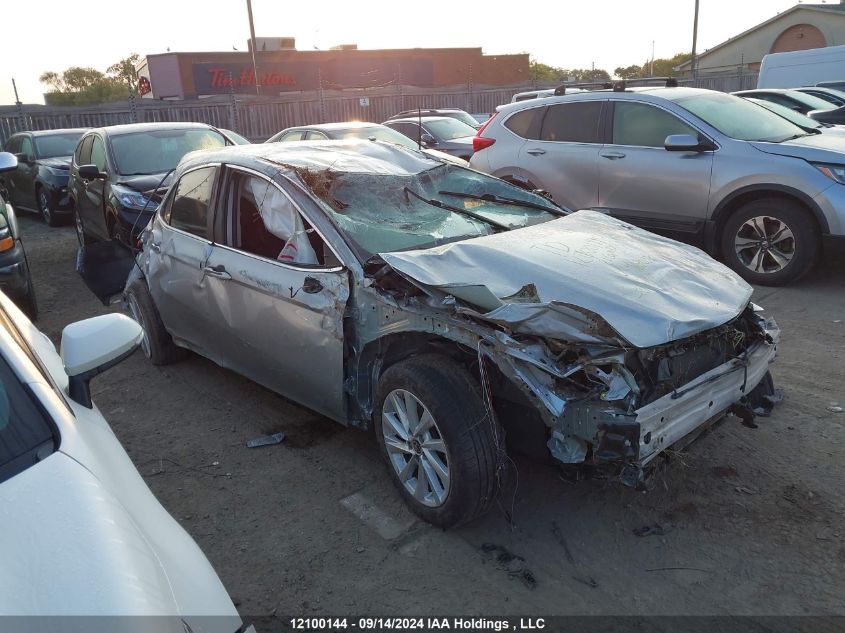 4T1G11AK3MU468056 2021 TOYOTA CAMRY - Image 1