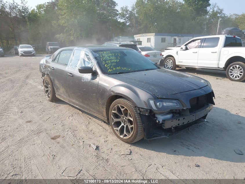 2017 Chrysler 300 S, Front, IAAI, VIN 2C3CCABG1HH514097