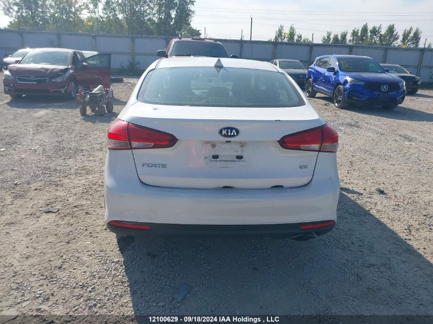 3KPFL4A83JE200117 2018 Kia Forte