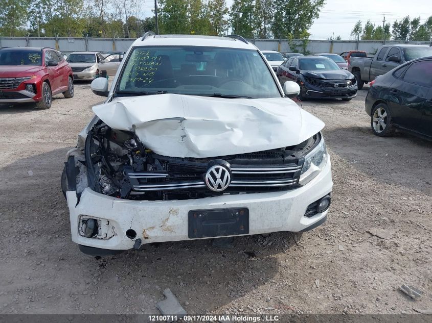 2017 Volkswagen Tiguan Wolfsburg VIN: WVGNV7AX5HK032000 Lot: 12100711