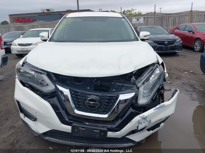 5N1AT2MV9JC810879 2018 Nissan Rogue