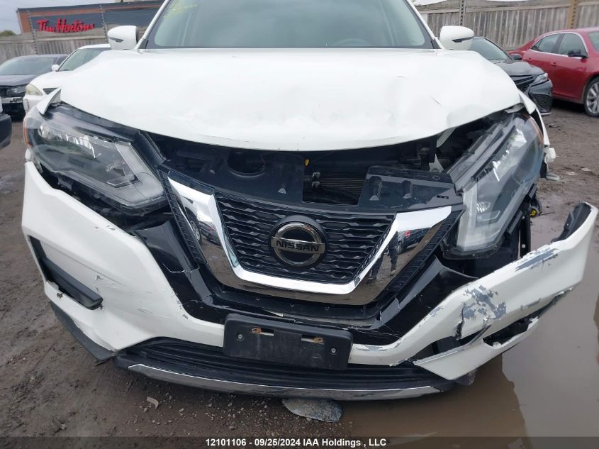 5N1AT2MV9JC810879 2018 Nissan Rogue