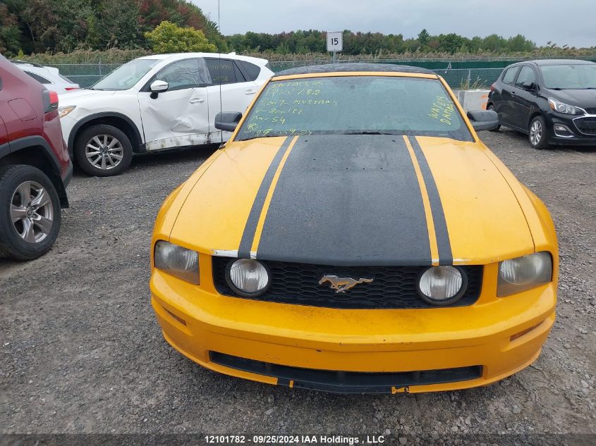 2007 Ford Mustang VIN: 1ZVFT85H575200137 Lot: 12101782