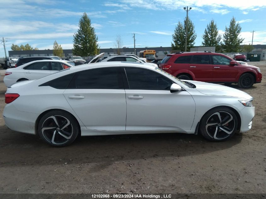 1HGCV2F31JA800699 2018 Honda Accord Sedan