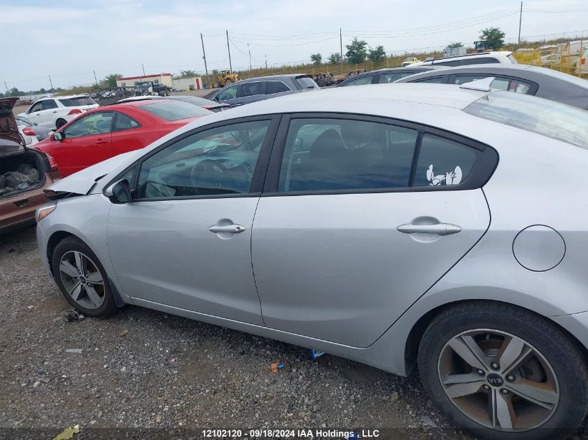 3KPFL4A76JE237993 2018 Kia Forte