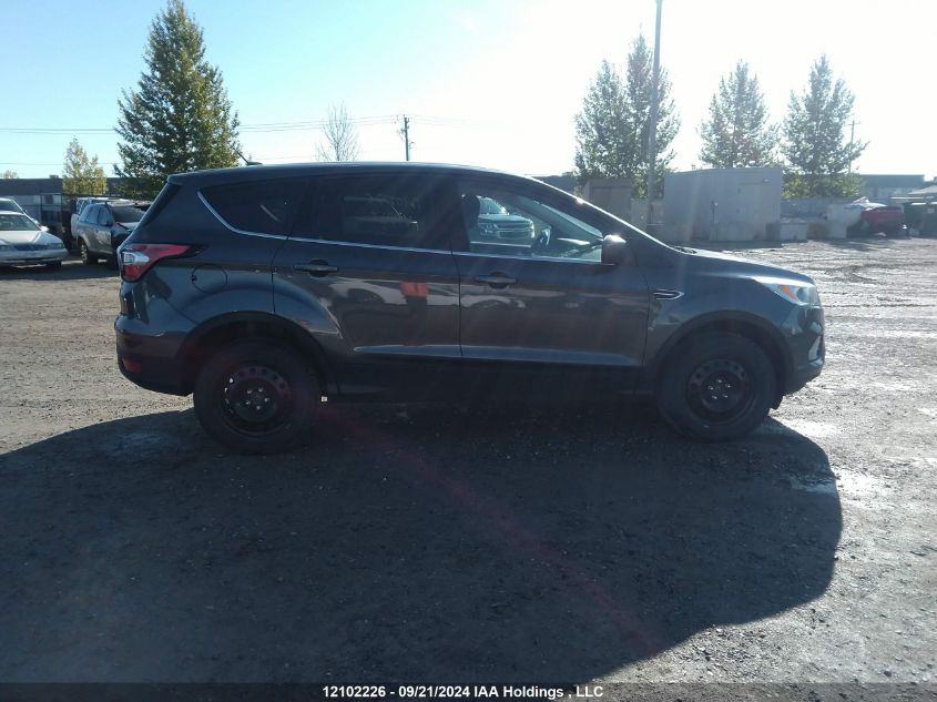 1FMCU9GD7HUE10440 2017 Ford Escape Se