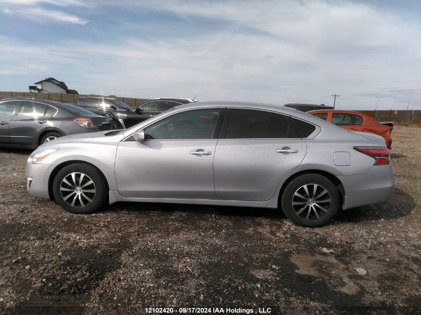 2015 Nissan Altima VIN: 1N4AL3AP9FN405204 Lot: 12102420