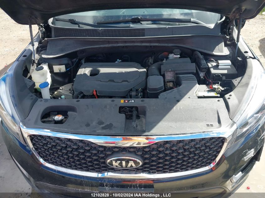 5XYPG4A33GG137979 2016 Kia Sorento