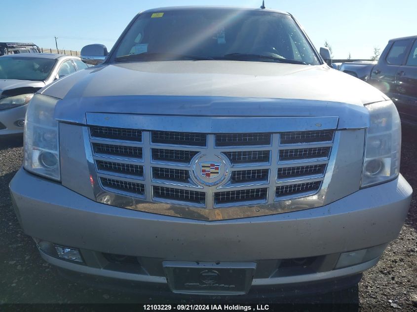 2008 Cadillac Escalade Esv VIN: 1GYFK66838R111504 Lot: 12103229