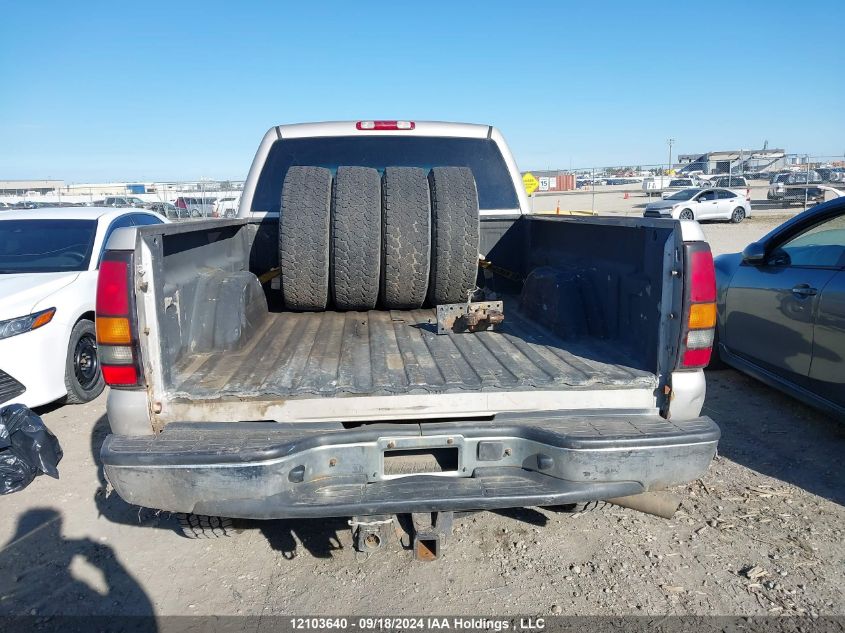 2004 GMC Sierra 2500Hd VIN: 1GTHK23274F242597 Lot: 12103640