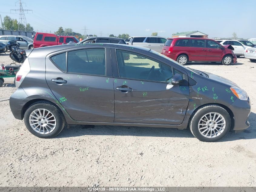 2014 Toyota Prius C VIN: JTDKDTB3XE1073643 Lot: 12104139