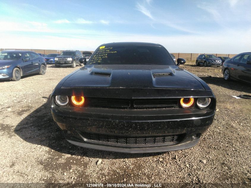 2019 Dodge Challenger Sxt VIN: 2C3CDZAG0KH640049 Lot: 12104178