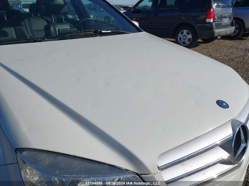 2011 Mercedes-Benz C 300 VIN: WDDGF8BB8BA523831 Lot: 12104585