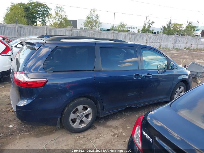 5TDKZ3DC2KS969772 2019 Toyota Sienna Le