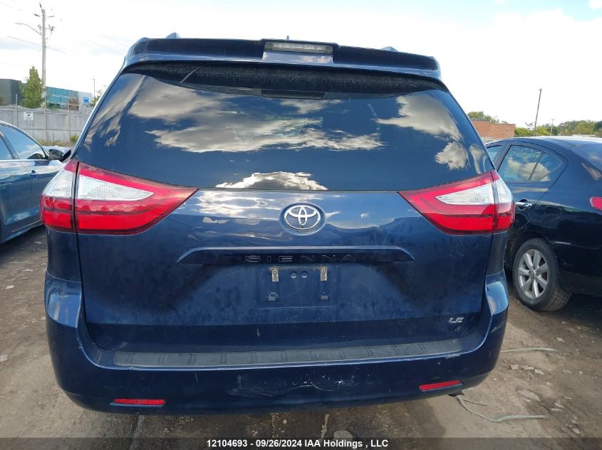 5TDKZ3DC2KS969772 2019 Toyota Sienna Le