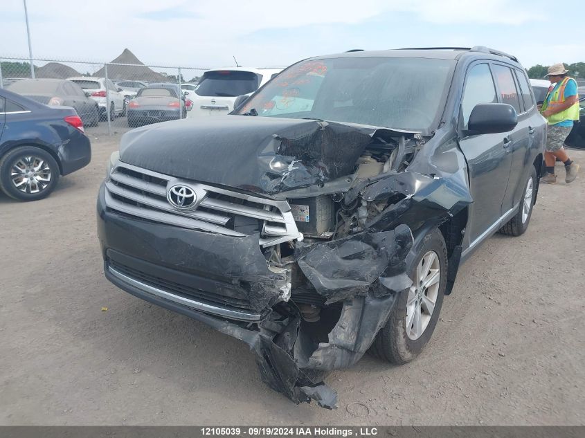 2013 Toyota Highlander Plus/Se VIN: 5TDBK3EH2DS186789 Lot: 12105039