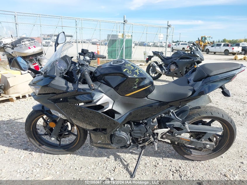 2020 Kawasaki Ex400 VIN: JKAEXKG10LDA77814 Lot: 12105067