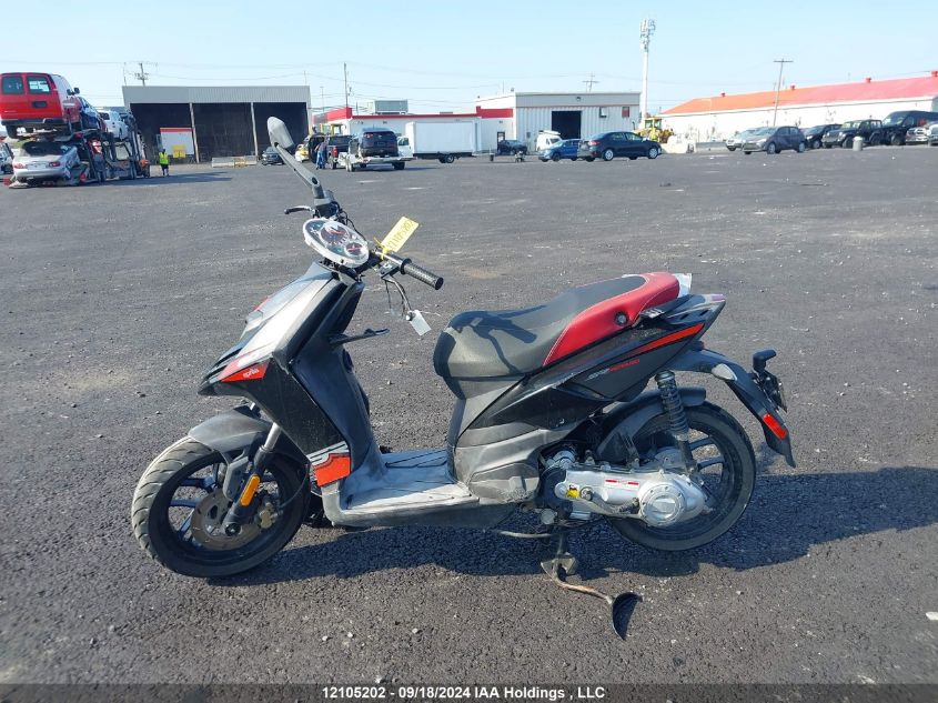 2016 Aprilia Sr Motard 50 VIN: ZD4C506B6G4001698 Lot: 12105202