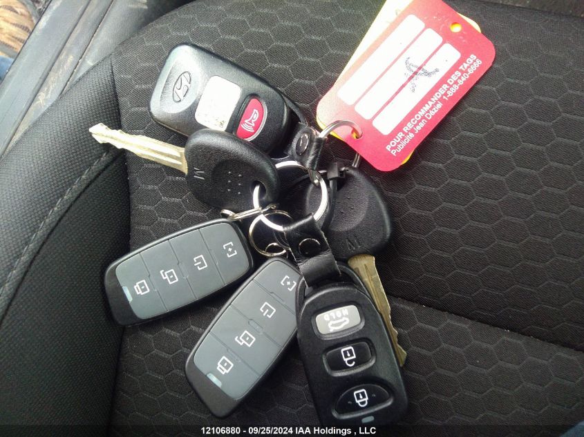 2019 Hyundai Elantra Essential VIN: KMHD74LF9KU742845 Lot: 12106880