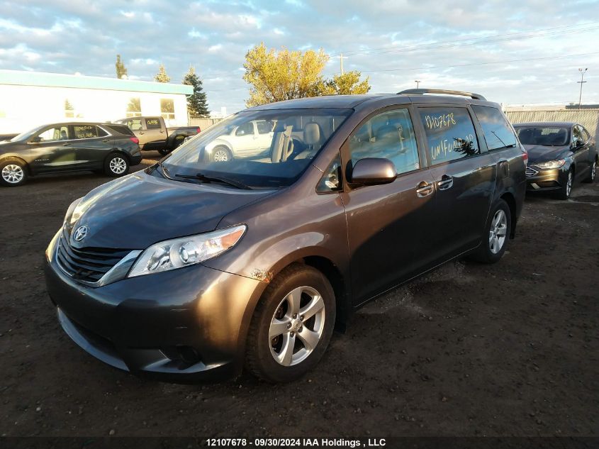 2012 Toyota Sienna Le VIN: 5TDKK3DC4CS209784 Lot: 12107678