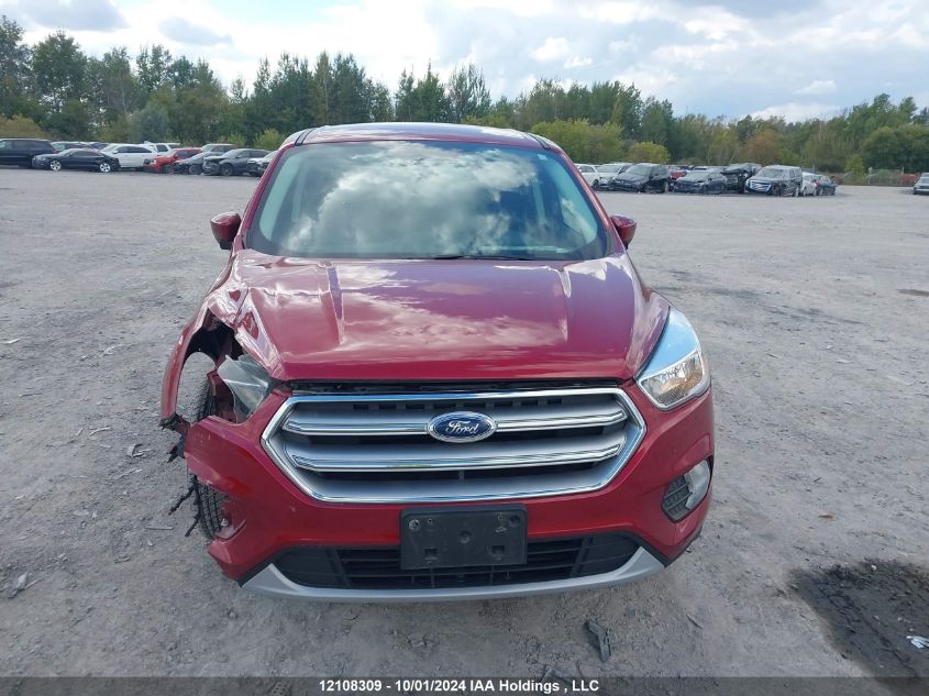 1FMCU9G9XHUA70745 2017 Ford Escape Se