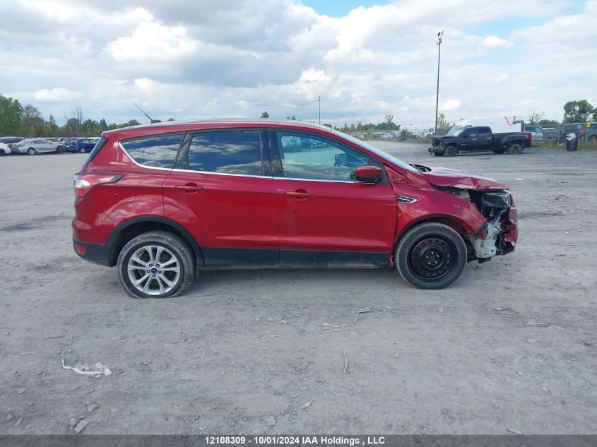 1FMCU9G9XHUA70745 2017 Ford Escape Se