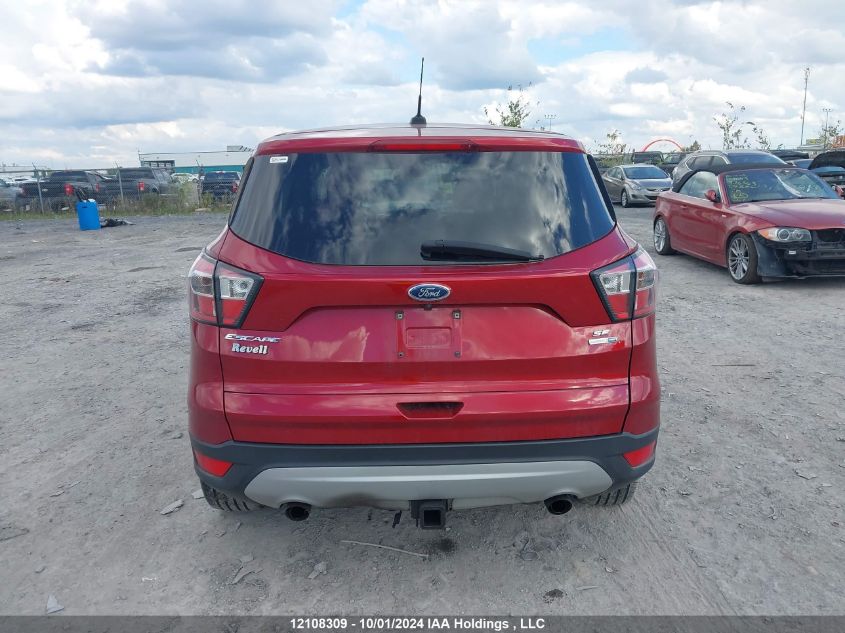 1FMCU9G9XHUA70745 2017 Ford Escape Se