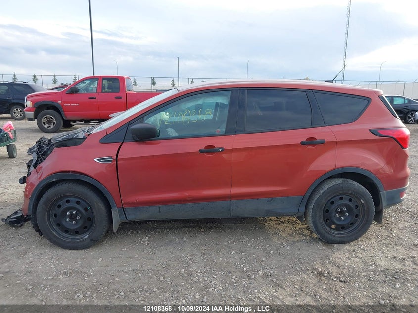 2019 Ford Escape S VIN: 1FMCU0F74KUB17142 Lot: 12108368