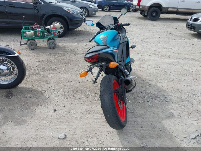 2021 Yamaha Yzfr3 A VIN: MH3RH18N3MK002004 Lot: 12108640