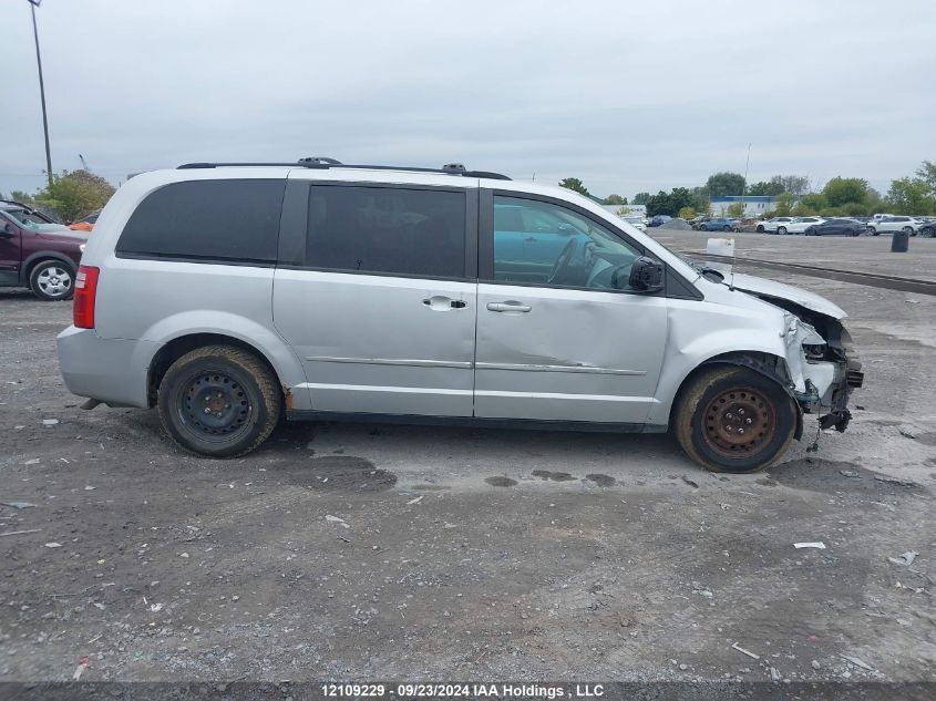 2D4RN4DE2AR303958 2010 Dodge Grand Caravan Se