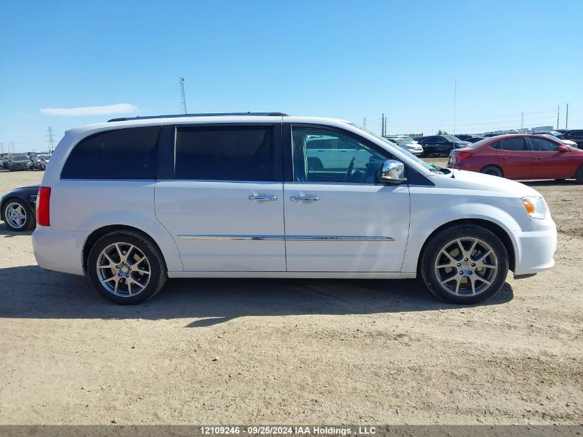 2015 Chrysler Town & Country 2015 Chrysler Town & Country Minivan VIN: 2C4RC1GG0FR589489 Lot: 14129187