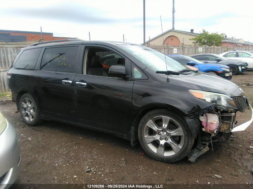 5TDXK3DC6DS316617 2013 Toyota Sienna Se 8 Passenger