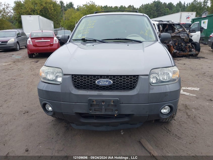 2007 Ford Escape Xlt VIN: 1FMYU93187KA27389 Lot: 12109696