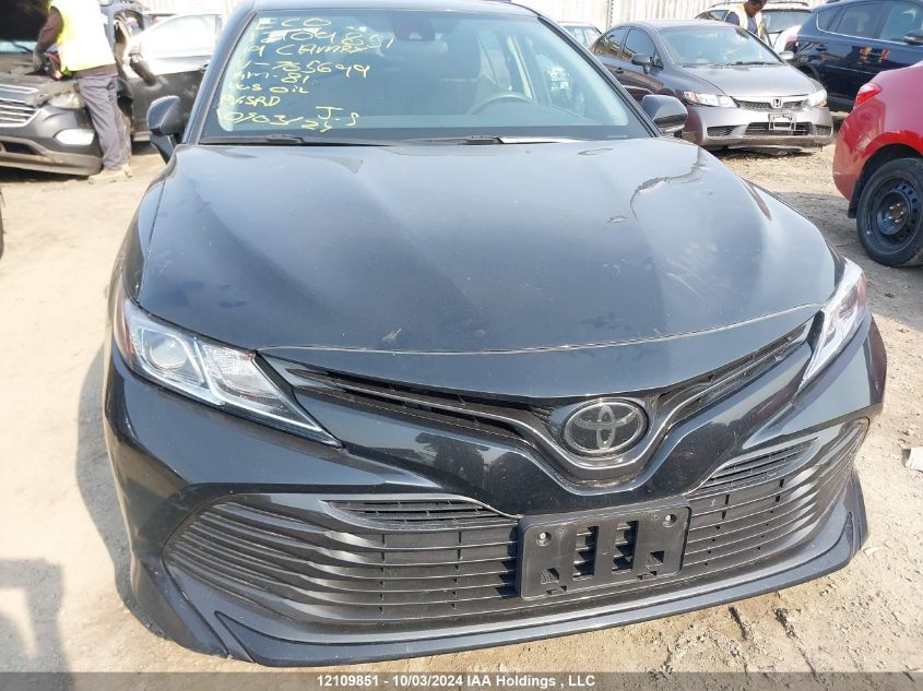 4T1B11HK0KU765699 2019 Toyota Camry Le