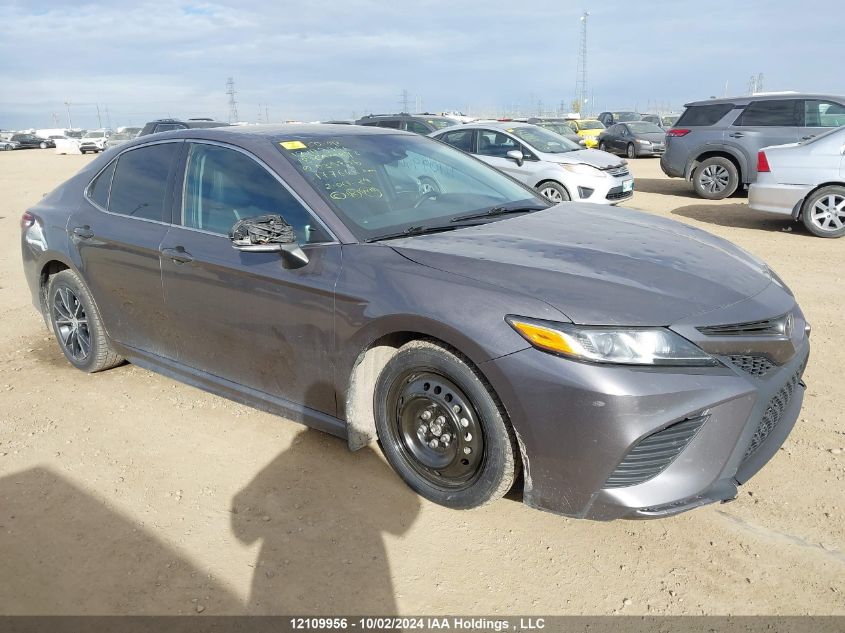 4T1B11HK3JU035896 2018 TOYOTA CAMRY - Image 1